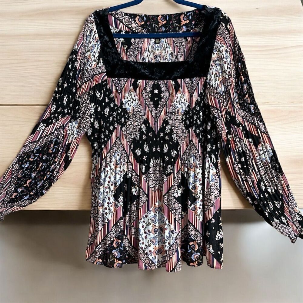 Melissa Paige Square Black Velvet Trim Neck Accordion Smocked Boho Long Sleeve